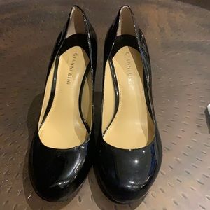 Gianni Binni patent black 3.5” heels